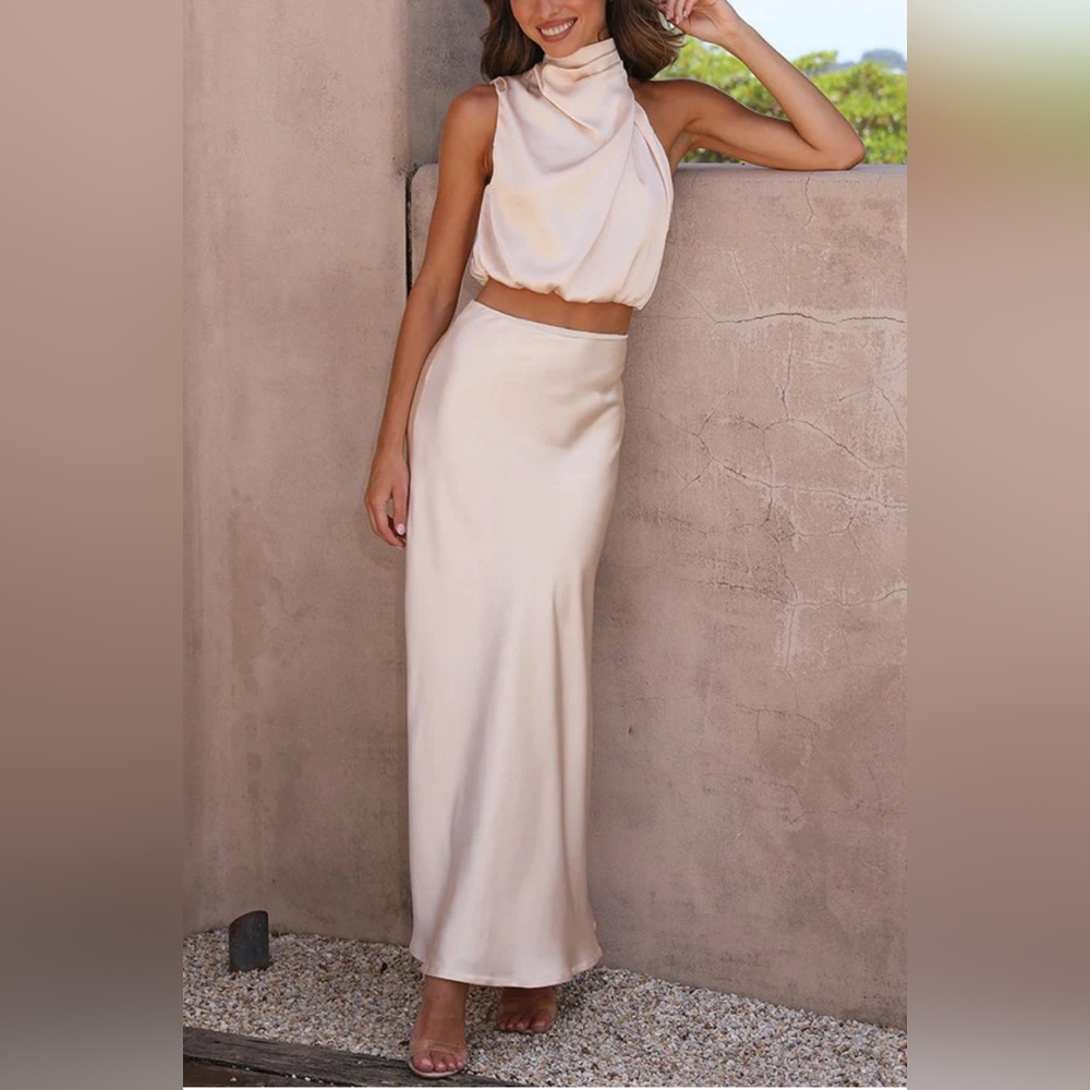 High neck satin drape maxi skirt set. Medium. Champagne-light pink color